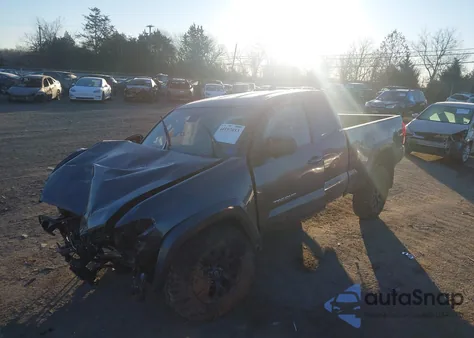 2022 Toyota Tacoma Sr5 z USA, uszkodzony, nr VIN 3TYSX5EN1NT013774